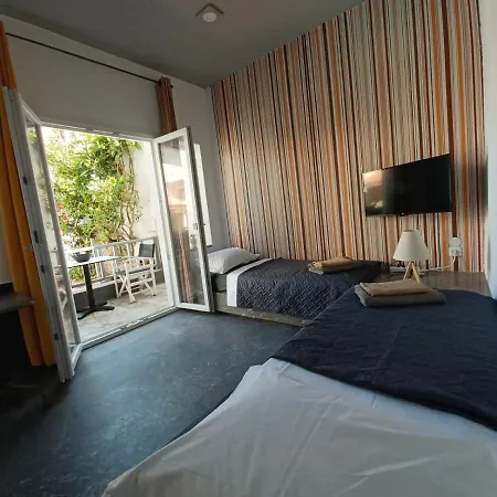 Sunset Apts ゴウヴァイ